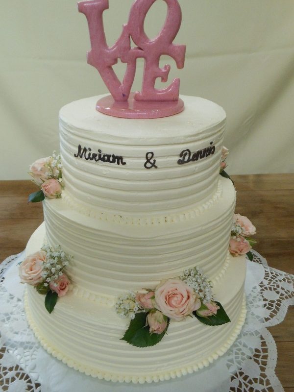 Hochzeitstorte LOVE